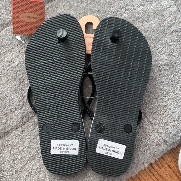 Black and pink havaianas. Brand new w tags - Picture 4 of 5